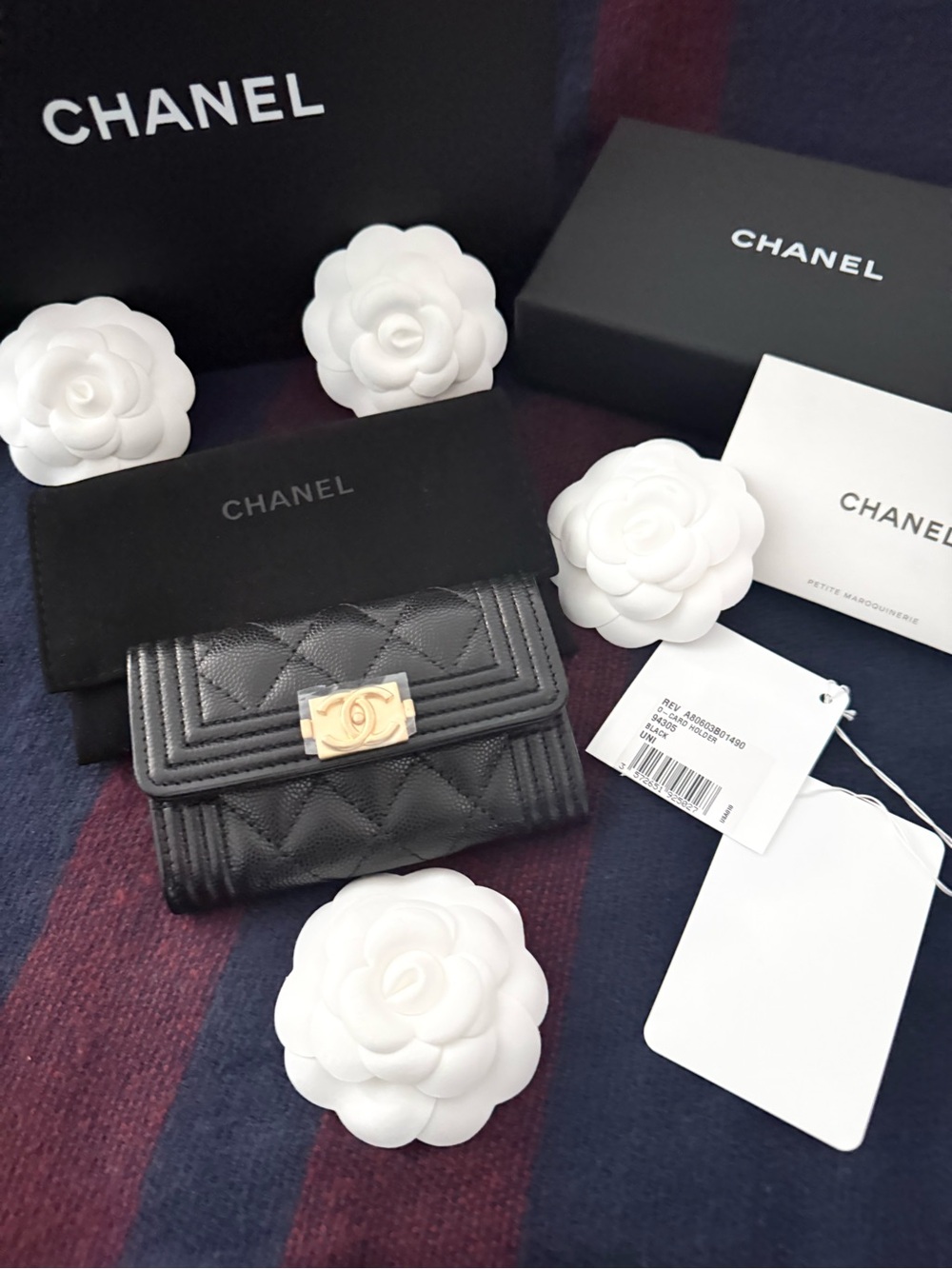 CHANEL BOY FLAP CARD HOLDER